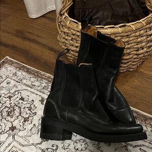 Harley-Davidson Black Heeled Boots for Women size 6